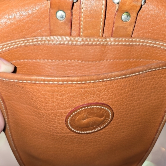 Dooney & Bourke Vintage USA All-Weather Leather Saddle Backpack Purse - Picture 3 of 6